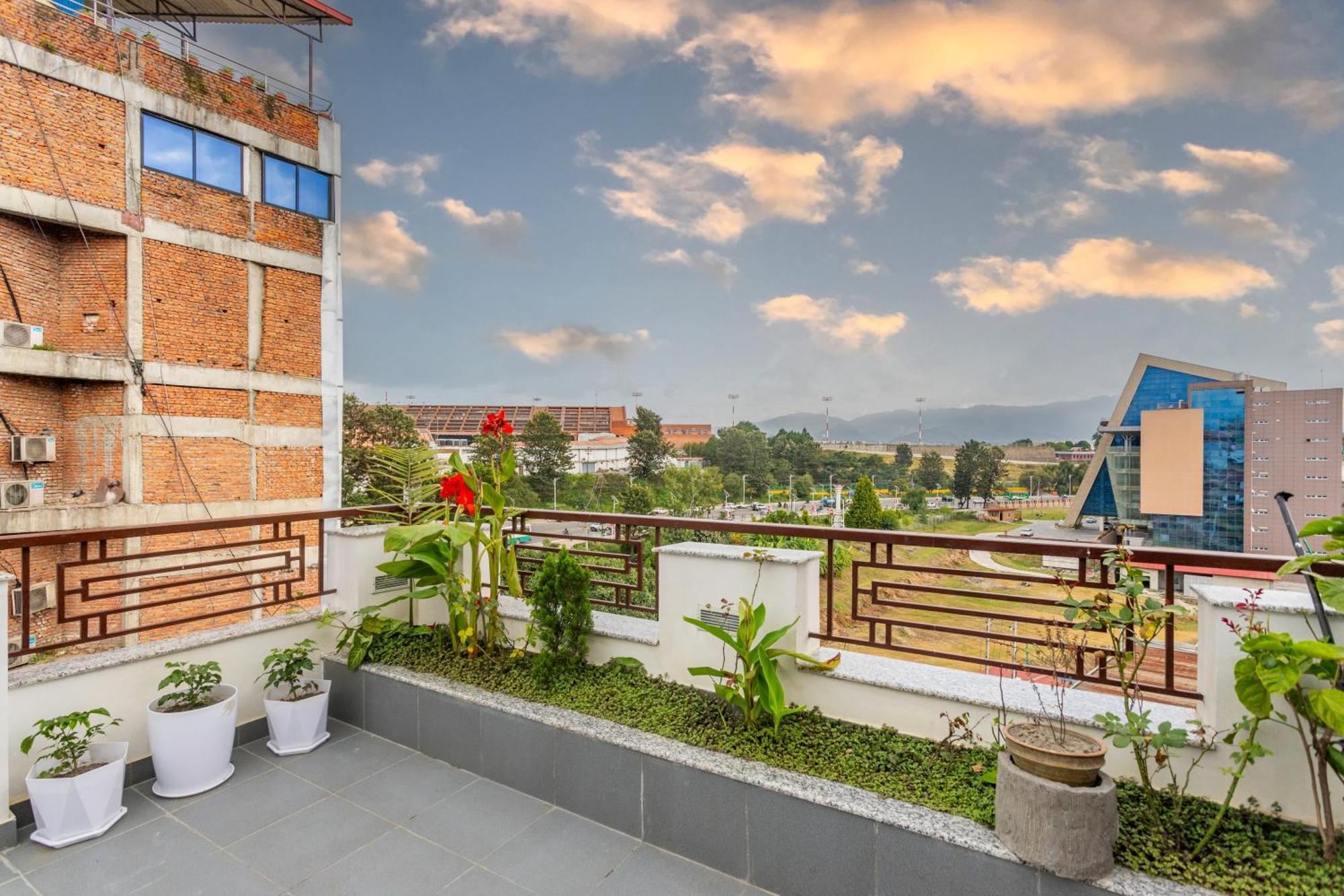 Airport Diana Hotel Katmandu Kültér fotó